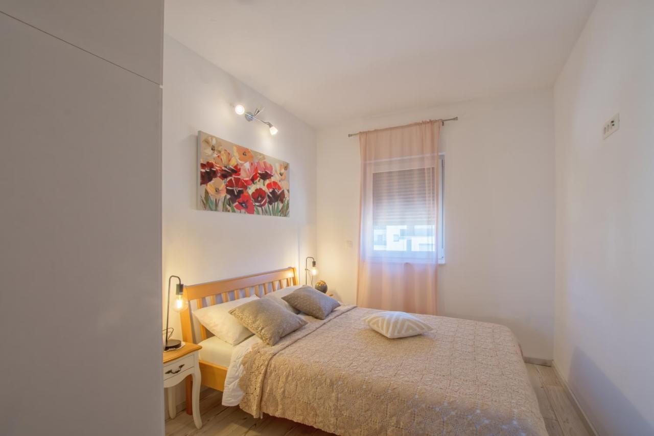 Judita Trogir Exterior foto